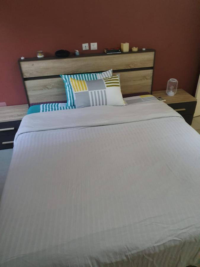Appart Sly Abidjan Cocody Exterior foto